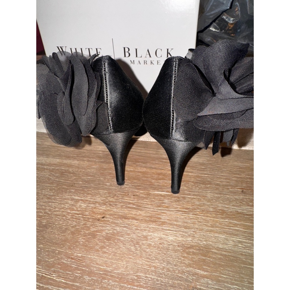 White House Black Market Black Heels Flower Peep Toe Evening Party Shoes 7M - Picture 8 of 8